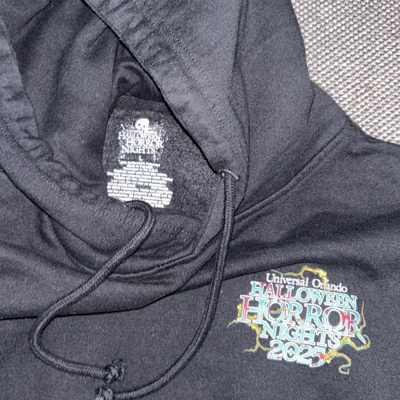 Halloween Horror Nights 2025 Black Horror Hoodie - Picture 4 of 4